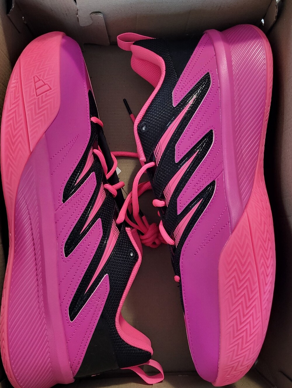 NEW Adidas US 13 Men's Pink Black Lifestyle Basketball Dame Certified 3, JI1545